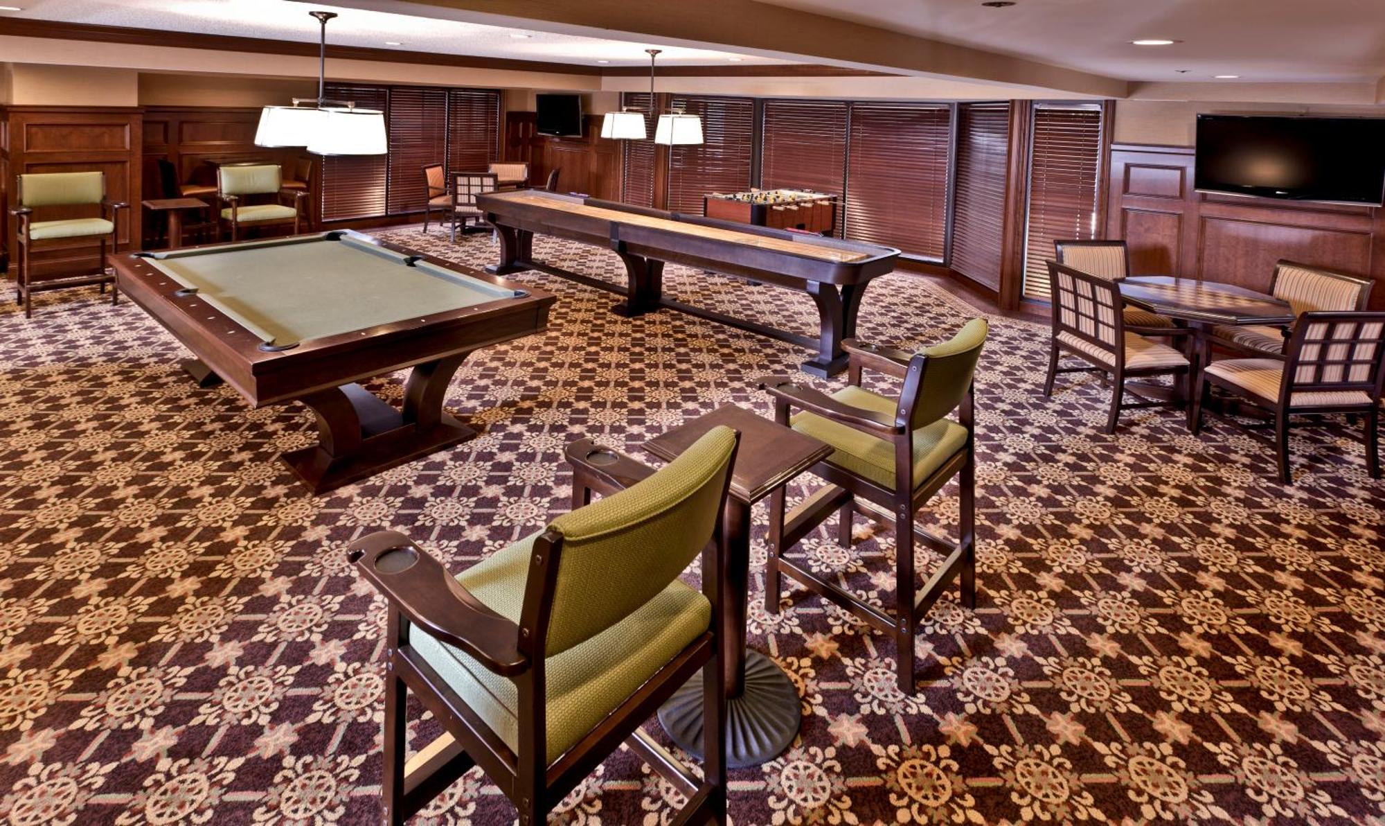 Ann Arbor Regent Hotel And Suites Bagian luar foto